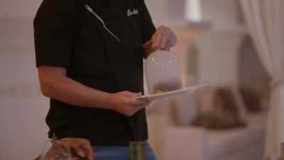 So, ladies,
we have now [indistinct] - The Real Housewives of Dubai