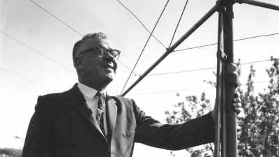 So, Lance built a compact rotary line - Aussie Inventions That Changed The World