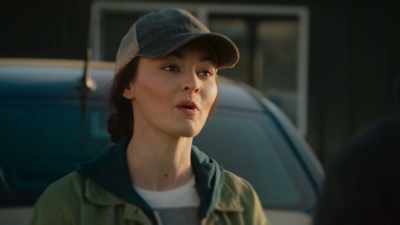 - So let someone else do it. - Scarlett