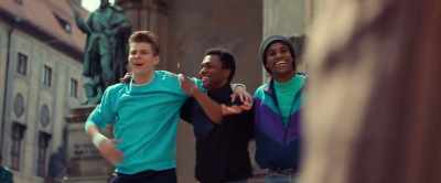 ♪ So let it whip ♪ - Girl You Know It's True