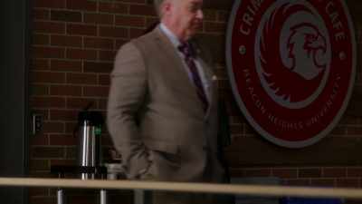 'So let's discuss
some of the themes.' - Pretty Little Liars: The Perfectionists
