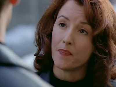 So, let's get this straight. If I arrive
in Phoenix first, I get the plane? - The Pretender