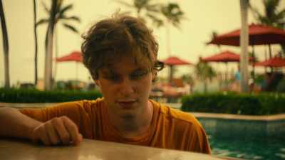 So let's...
let's mix it up, let's bro out. Come on. - The White Lotus