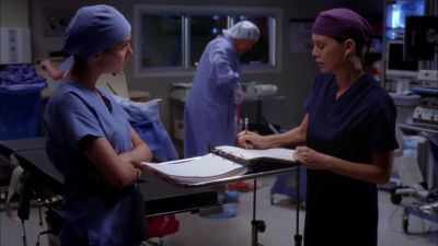 So her liver has been packed. - Grey's Anatomy