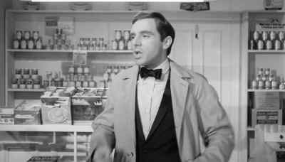 So long, Lou. - The Small World of Sammy Lee