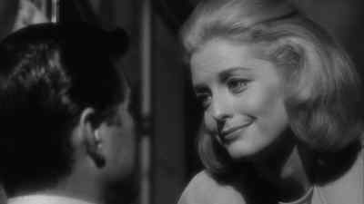 - So long, tiger.
- Good luck, muffin. - The Naked Kiss