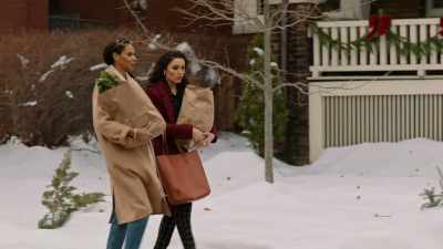 So you made a deal
with him to find you. - Six Degrees of Santa