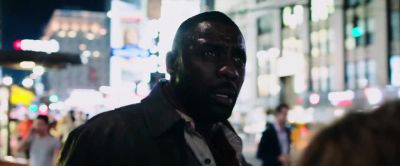 So many people. - The Dark Tower