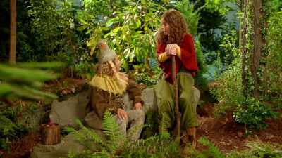 So maybe you can help me
put it together - At Home with Amy Sedaris