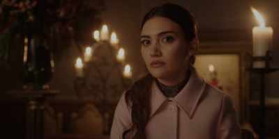So maybe just act like
you don't totally hate me, - Vampire Academy