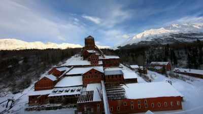 So, McCarthy is an old mining
town that is closed down, - Life Below Zero: Next Generation