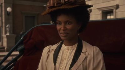 So, miss bright,
tell me about yourself. - Murdoch Mysteries