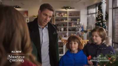 So, more shopping or home
to hide the presents? - A Godwink Christmas: Second Chance, First Love