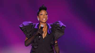 So my mother lost her job.
I qualified for the free lunch program. - Sommore: Queen Chandelier