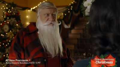 So Mr. and Ms. Phillips, you
have installed a Santa station. - A Christmas Miracle for Daisy
