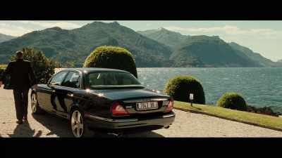 So when Mr. White
gets out of his car, - The Sound of 007