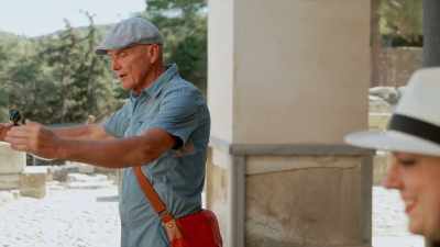 So much so that he gives him
a little courtyard here. - Raiders of the Lost Past with Janina Ramirez