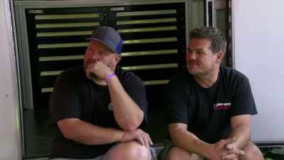 So, muddy, it's raining,
it sucks, - Street Outlaws No Prep Kings Team Attack