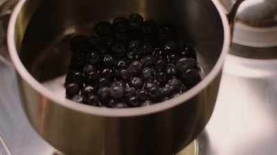 So, this needs to come to a
bubble now, which won't take long. - Nigella: At My Table