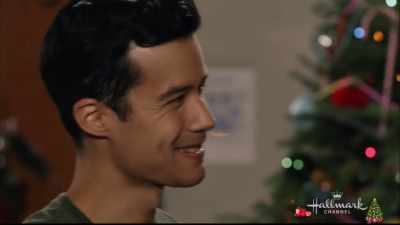 So nice to meet you both.
David, I work with your mom. - Road to Christmas