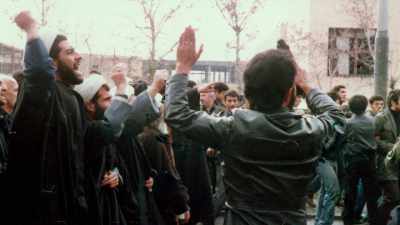 So Nickzad decided
to go back to Iran - A Revolution on Canvas