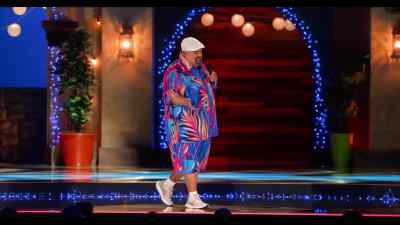 So that night, Martin takes
the stage, and he asked the question, - Gabriel Iglesias: Legend of Fluffy