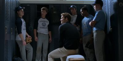 So no one has seen that fucking box? - 13 Reasons Why
