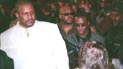 So one day, I was sitting
by Puff's office. - Diddy: The Making of a Bad Boy
