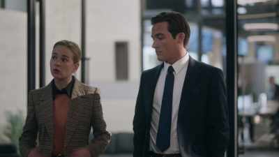 So, Paul was laundering
money, jacked it for himself. - The Rookie: Feds