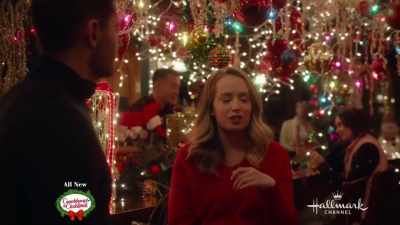 So, people actually come here
just to hang up - A Royal Queens Christmas