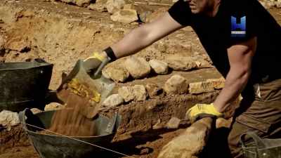 So, perhaps
what's sadly lacking in archaeology - Ancient Apocalypse
