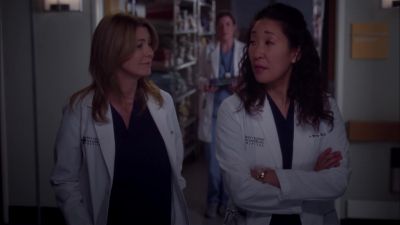 So... you played soccer. - Grey's Anatomy