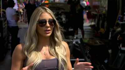 So pretty much that car is
flexing in places that it shouldn't. - Street Outlaws No Prep Kings Team Attack