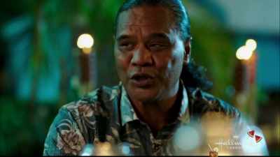 So he put the pearl
in a wooden box - Pearl in Paradise