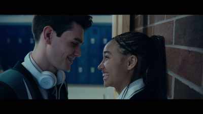 - So romantic.
-(chuckles) - The Hate U Give