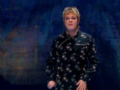 So running jumping climbing trees - Eddie Izzard: Dress to Kill