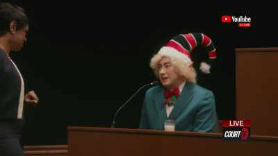 So Santa doesn't
get paid, per se, - Fantasmas
