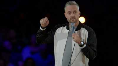 So they see your bald head
and they think that's a rock. - Nate Bargatze: Hello World