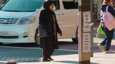 So should new Australians assimilate
or integrate? - The School That Tried to End Racism