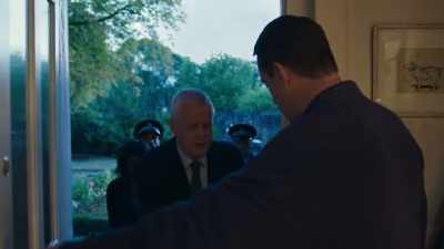 So something must be wrong.
He must have cheated. Right? - Quiz
