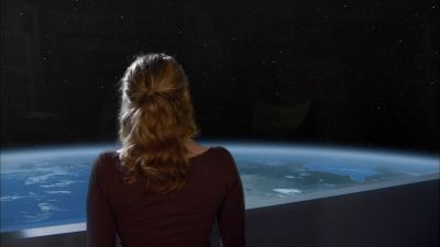 So somewhere down there, my
husband is giving my daughter a bath. - Stargate Atlantis