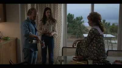 - So sorry. Glass of white for Neil.
- Yeah. - Fosse/Verdon