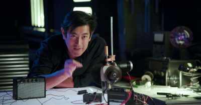 So, he started experimenting
with cogs and magnets. - White Rabbit Project