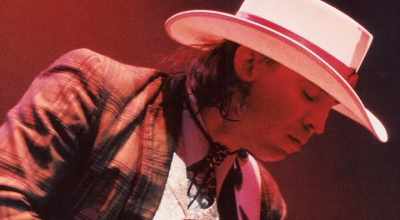 So when Stevie walked
into the studio, - Jimmie & Stevie Ray Vaughan: Brothers in Blues