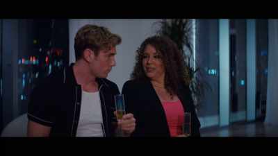 So strike's over? - Glamorous