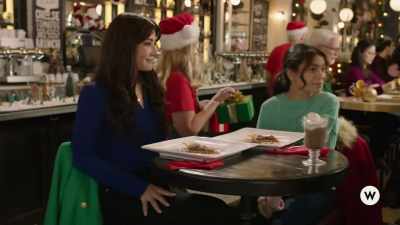 - So, my teachers heard about
how everyone liked my song - Christmas CEO