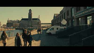 So tell me what
is bothering you, - Pitch Perfect: Bumper in Berlin