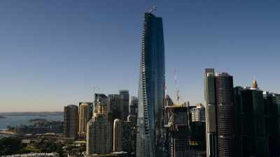 So, that even when he's walking
across the crane, he can do it calmly. - Limitless with Chris Hemsworth