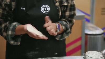 So that's another vessel to, like,
dip the sauce into and everything. - Young Masterchef