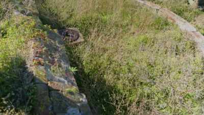 So, the cannon
would sit on this carriage - Mysteries of the Abandoned